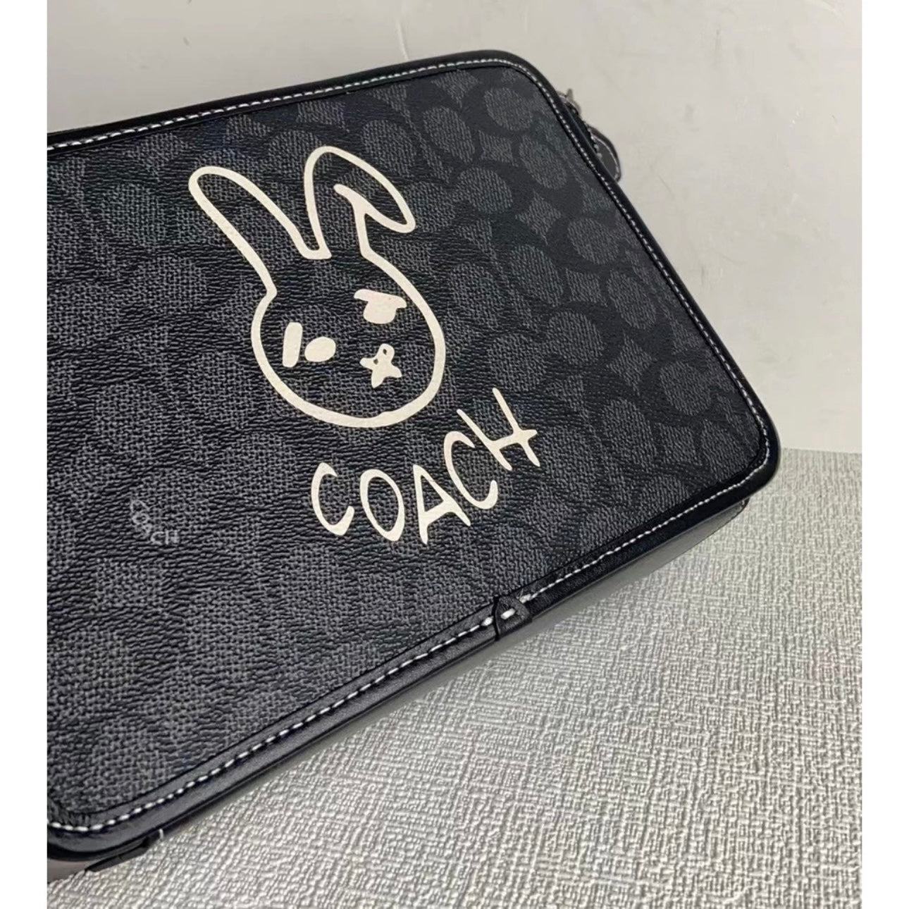 Coach Riñonera Cube Bunny - BELICO IMPERIAL